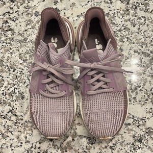 Adidas Ultra Boost 19